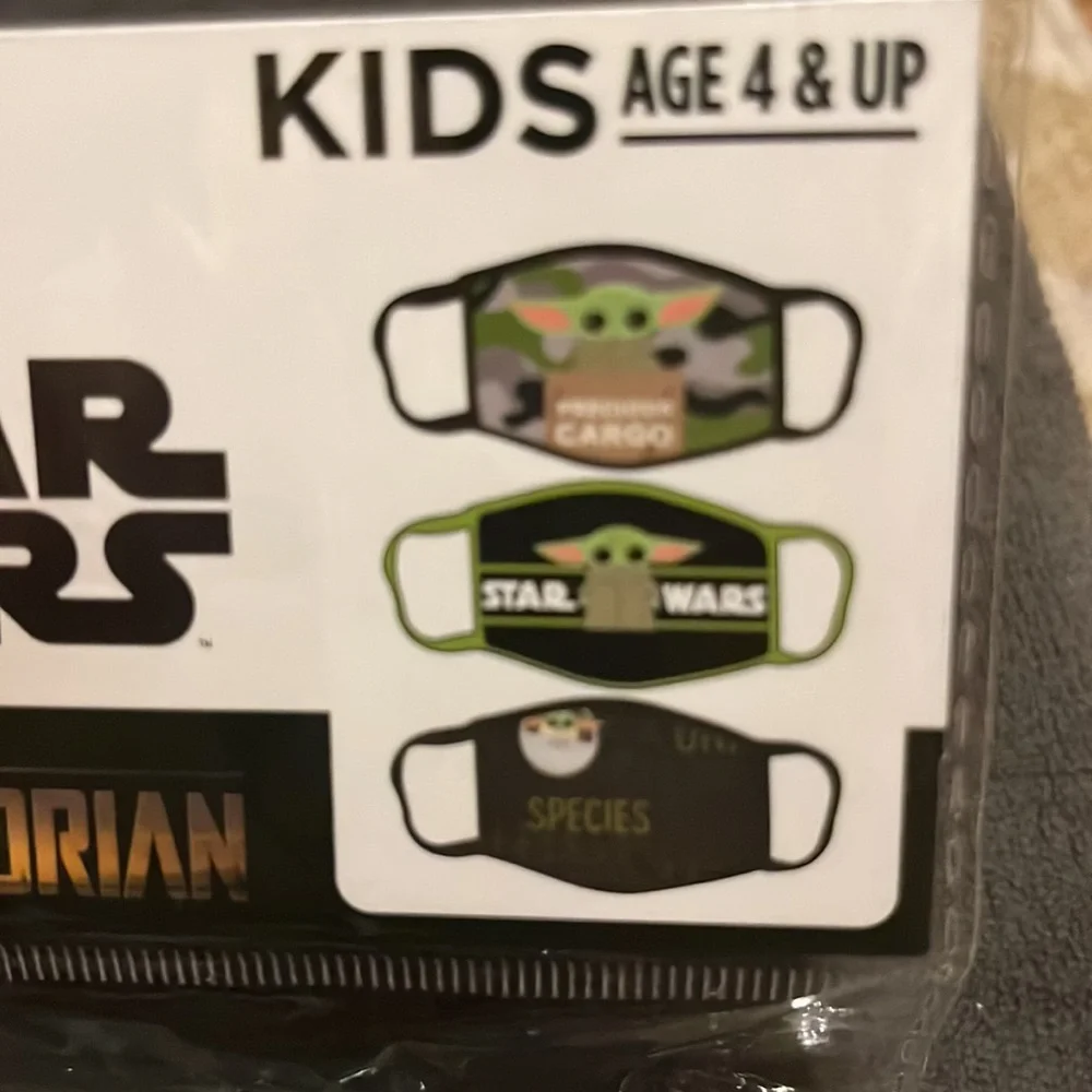Star Wars Mandalorian Kids face mask 3pk - lot of 2 NWT